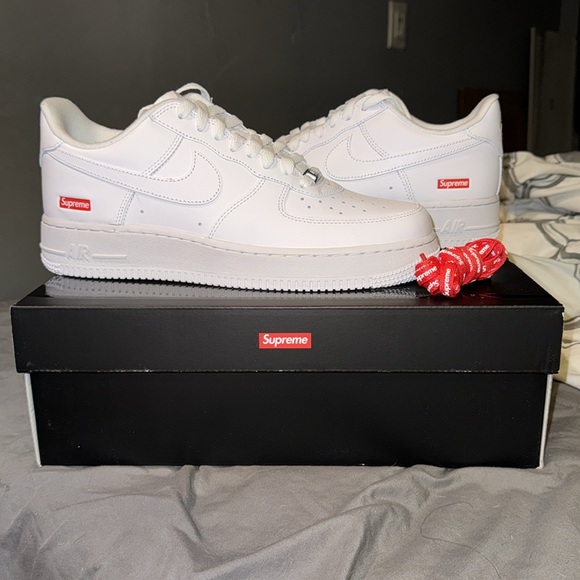 Supreme Other - NIKE X SUPREME AF1